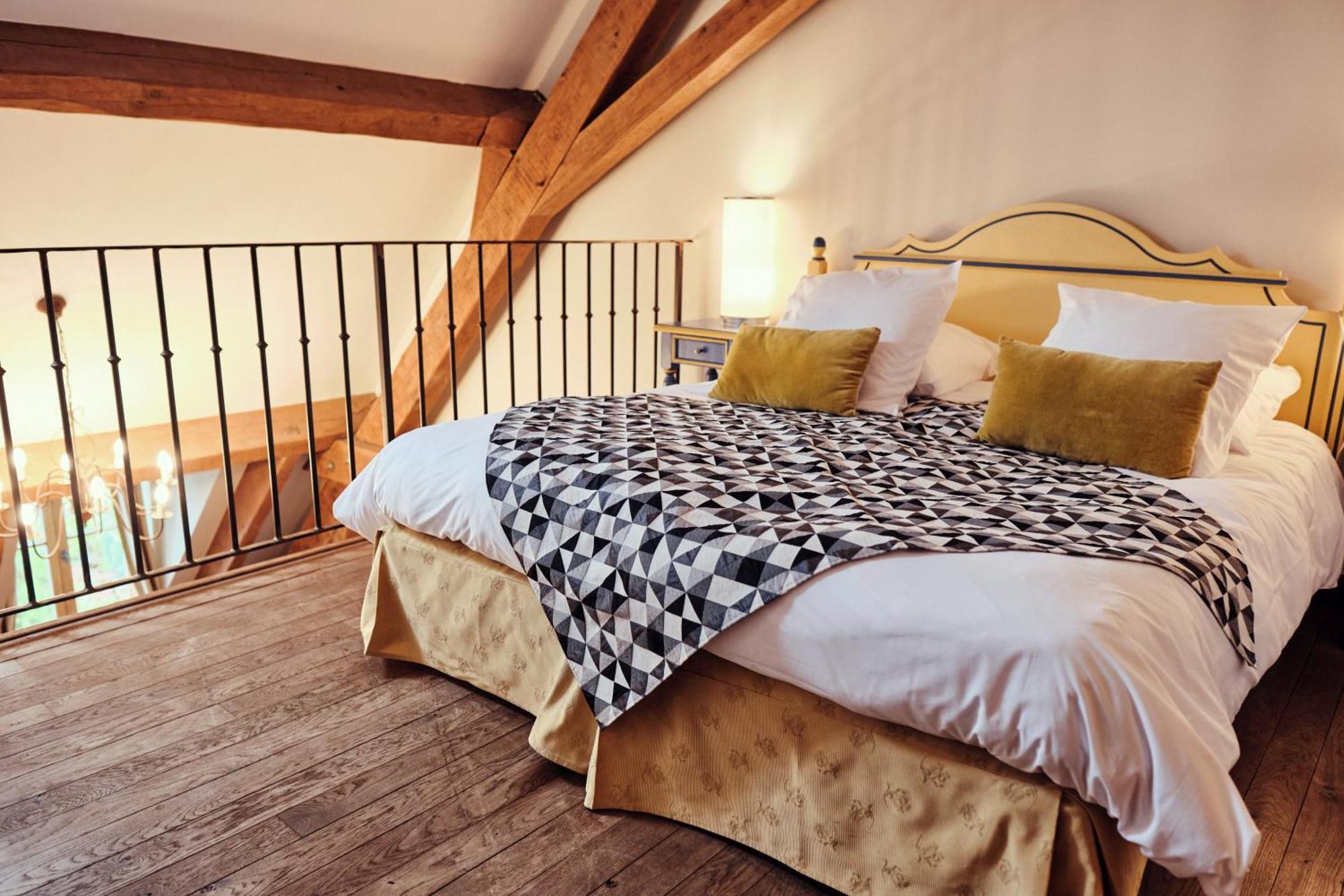 Hostellerie De La Tour D'Auxois Saulieu Eksteriør billede